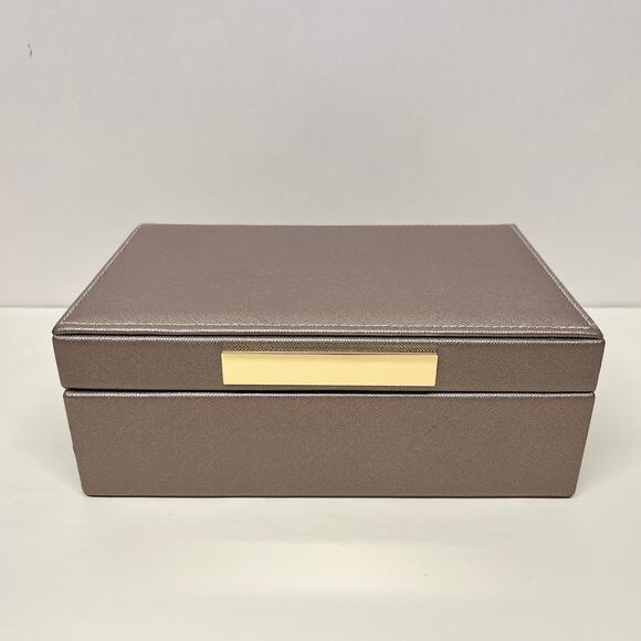 Nanette Lepore Padded Jewelry Box with Mirror - Picture 1 of 10